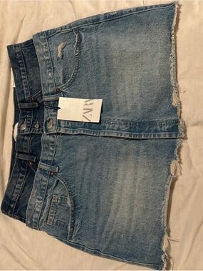 Zara Light Wash Frayed Hem Denim Mini Skirt